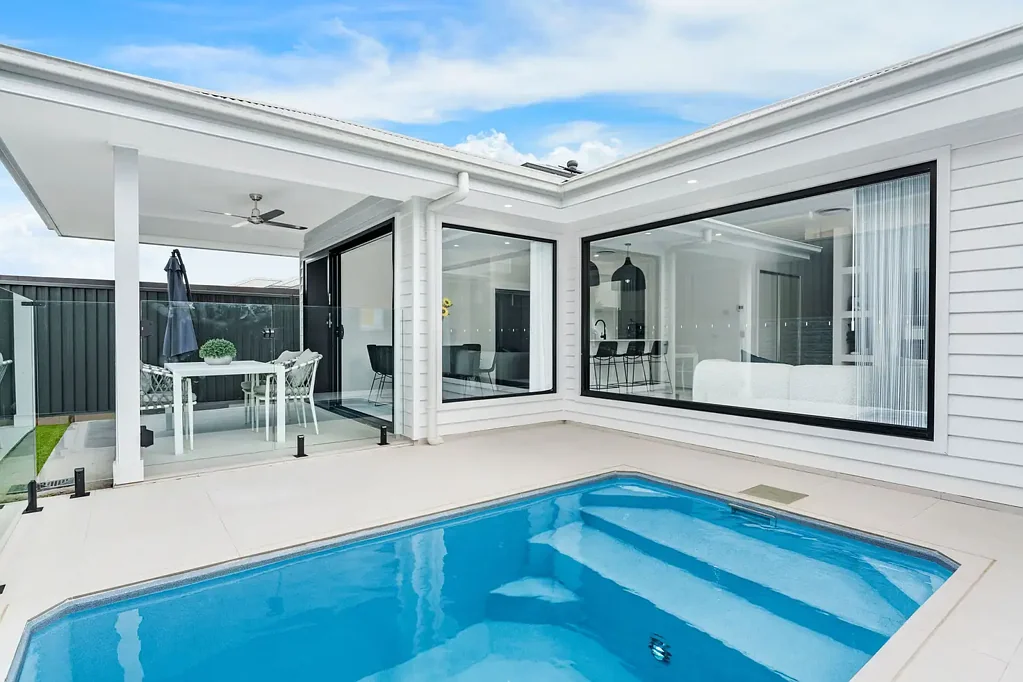 16 Battam Road, Gregory Hills, NSW 2557