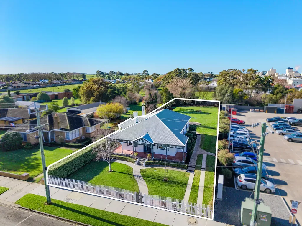 Koroit 4Kwarto Rich in History, Character & Opportunity