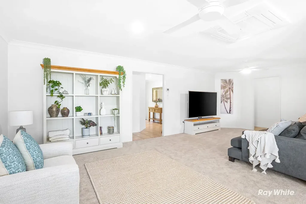 Yeppoon 4 Slaapkamer Super-Spacious Family Living in a Prestigious Yeppoon Location