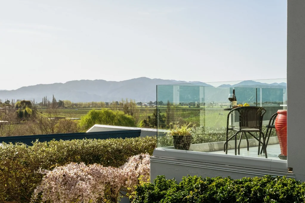 Blenheim Central 4房  Panoramic Luxury on Marlborough Ridge