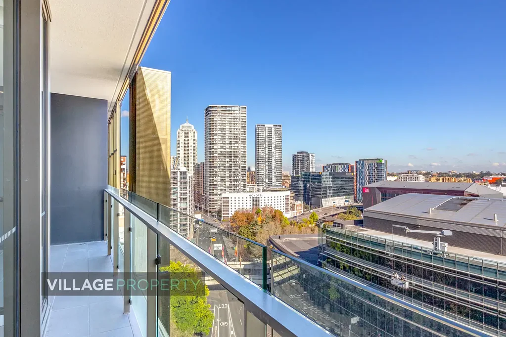 Radiance - Top Level 2 Bedroom Apartment With 1 Car Space