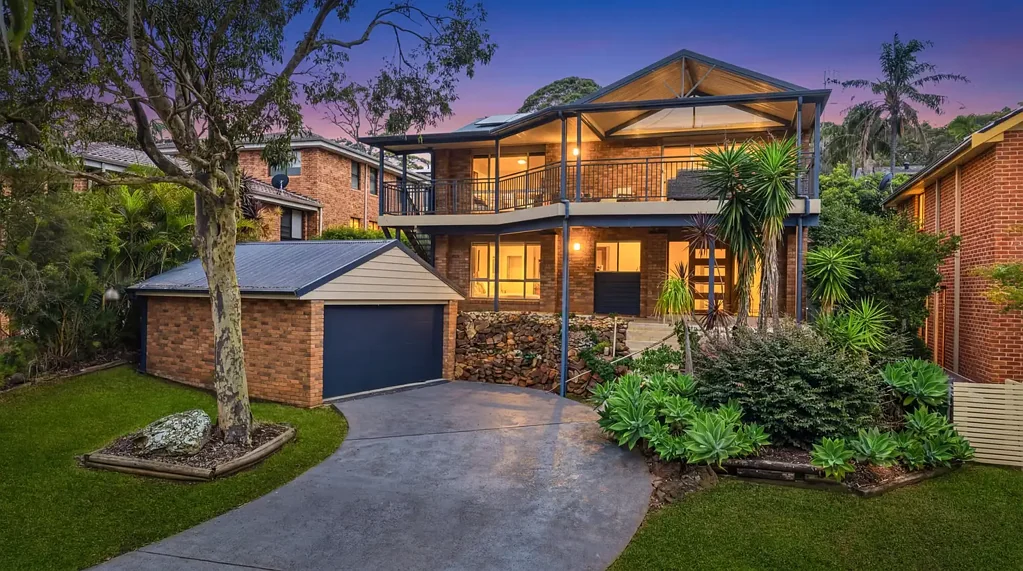 8 Parklands Close, Bateau Bay, NSW 2261