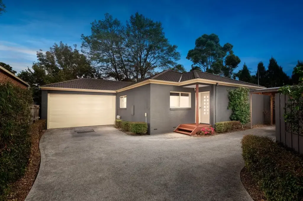 Modern Family Living in a Prime Bayswater Location