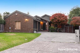 5 Hall Court, Meadow Heights