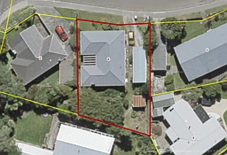 4 Warren Street, Paparangi