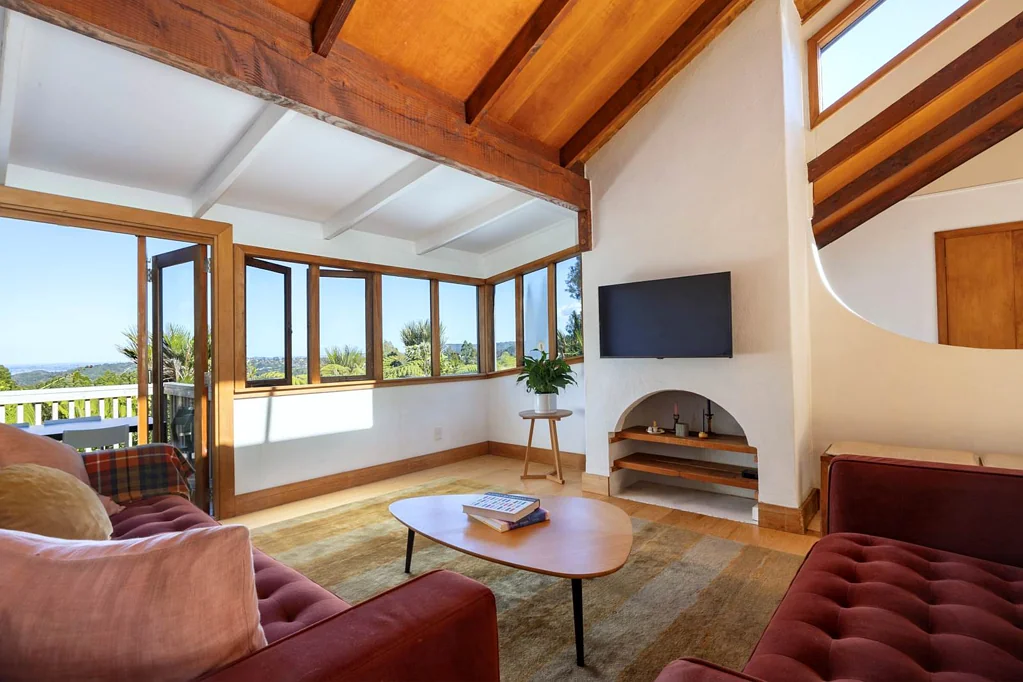 9c & 9d Waima Crescent, Titirangi, Waitakere City, Auckland