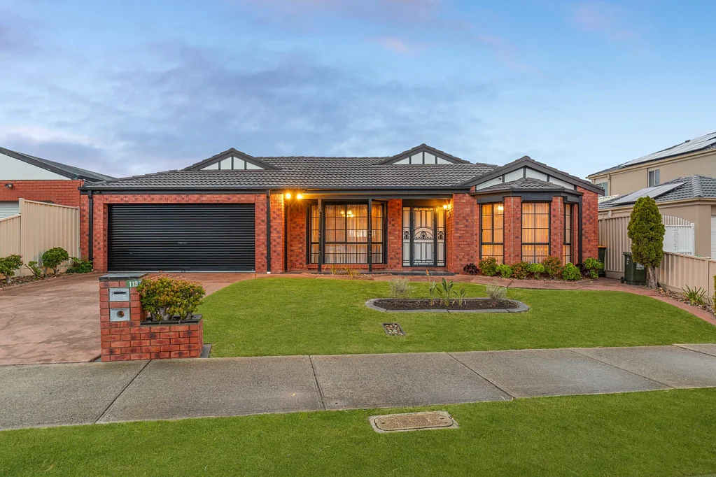118 Copperfield Drive, Delahey, VIC 3037