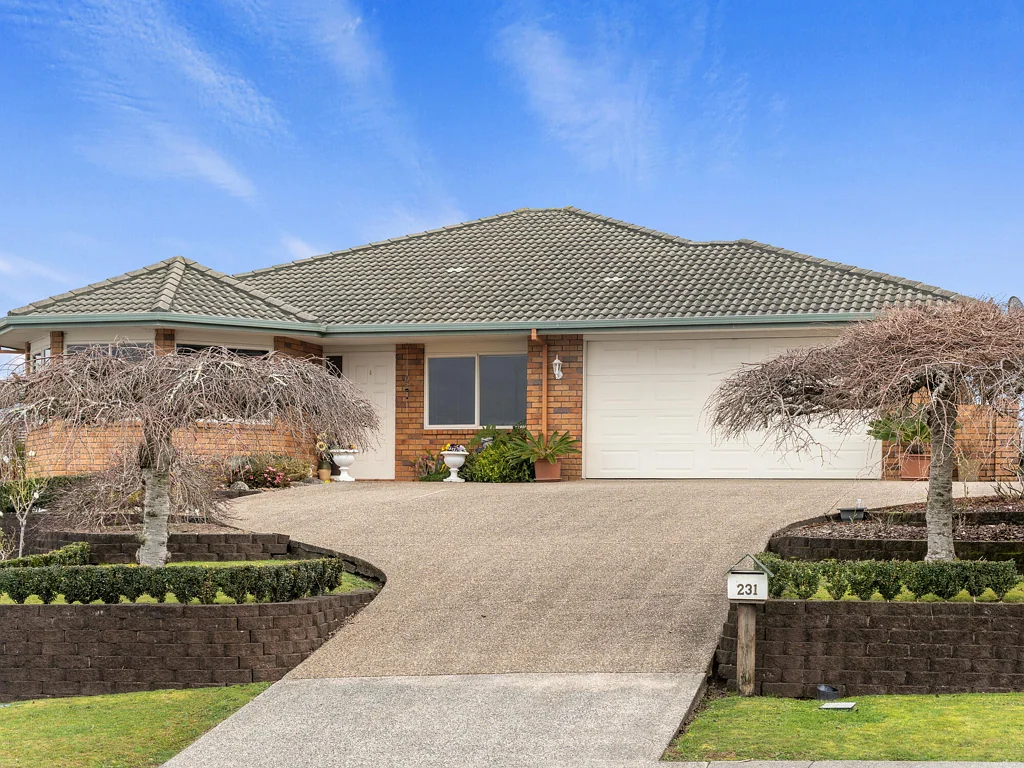Te Awamutu 4Kwarto Easy Living with Outstanding Views