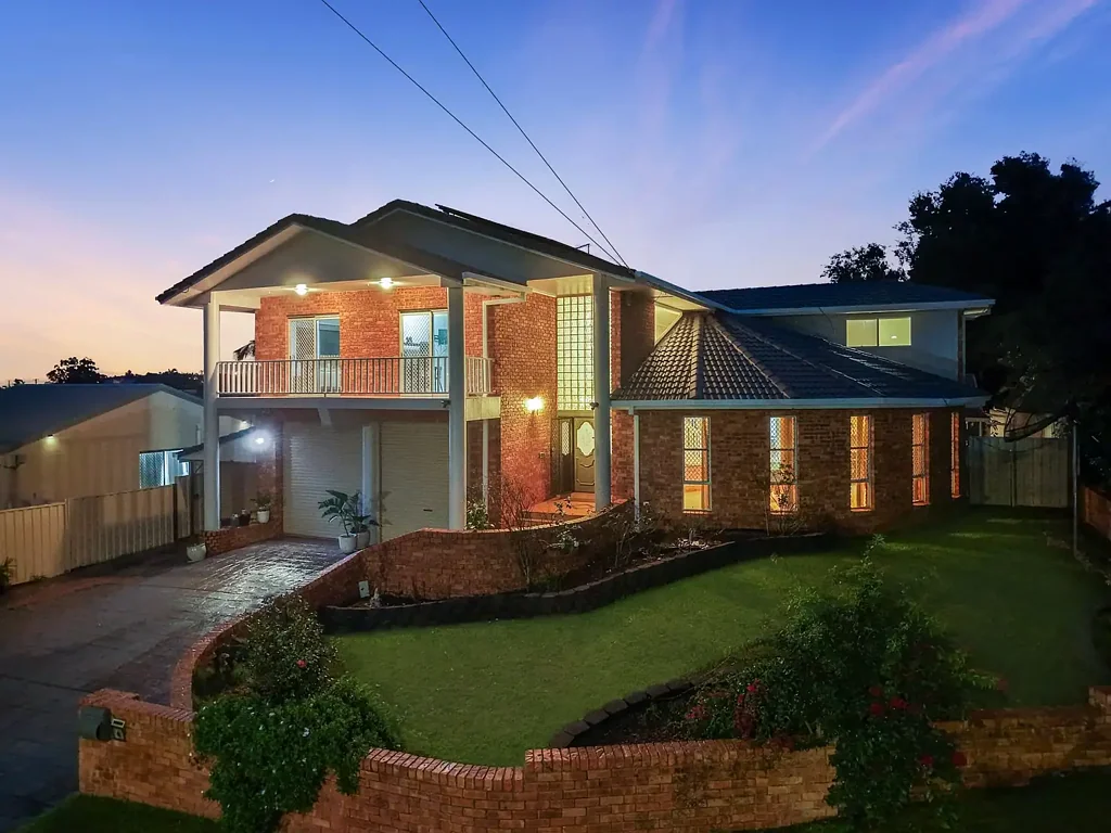 Shailer Park 6ห้องนอน Landmark Executive Residence