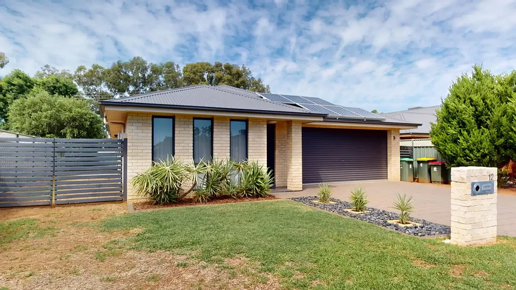 12 Glenshee Close, Dubbo, NSW 2830