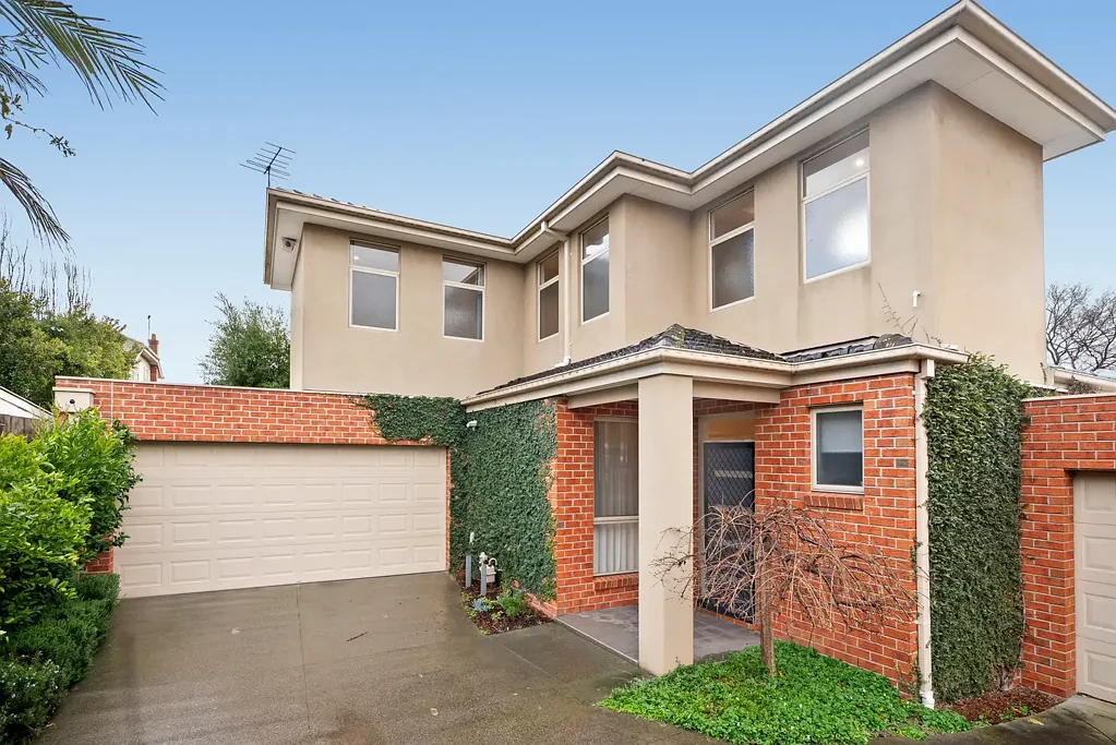 Burwood 3 Bedroom Private and elegant in desirable pocket