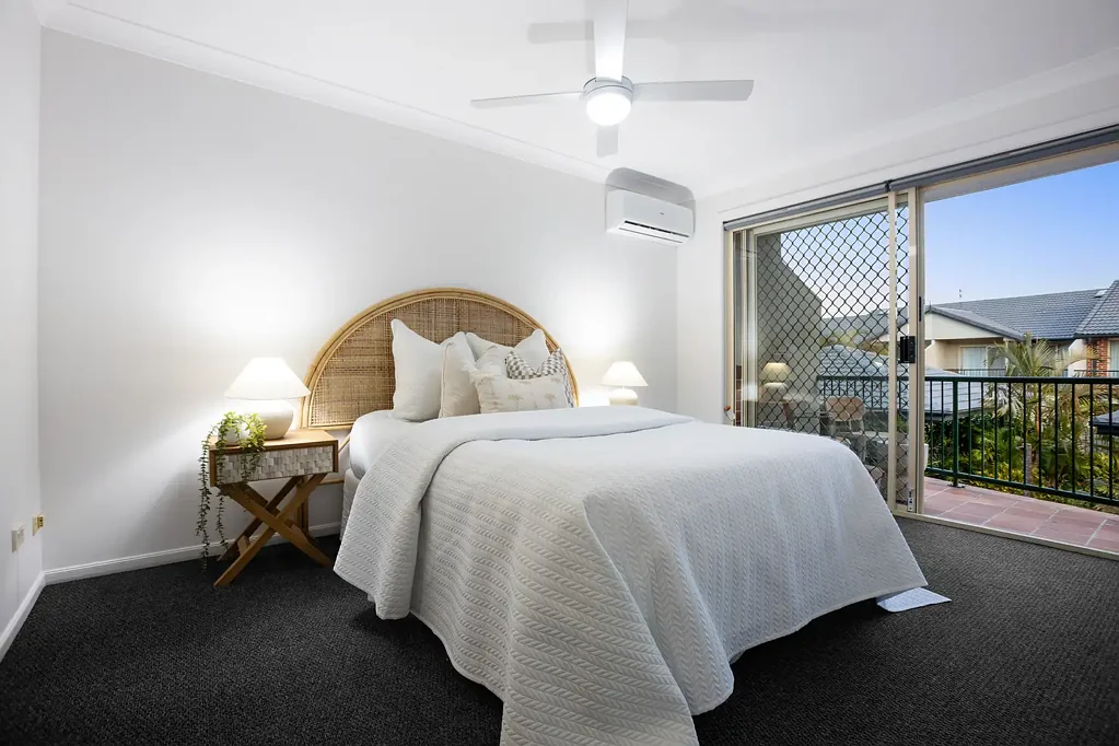 67/7-9 Santa Cruz Boulevard, Clear Island Waters, QLD 4226