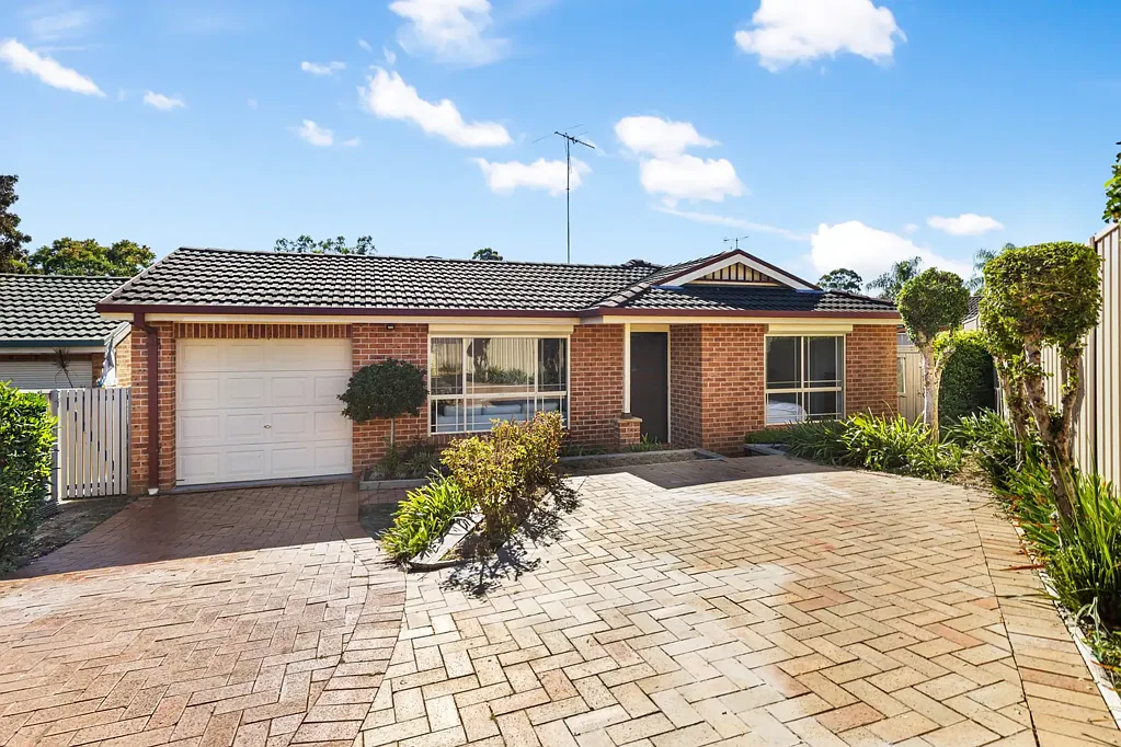 5 Becke Court, Glenmore Park, NSW 2745