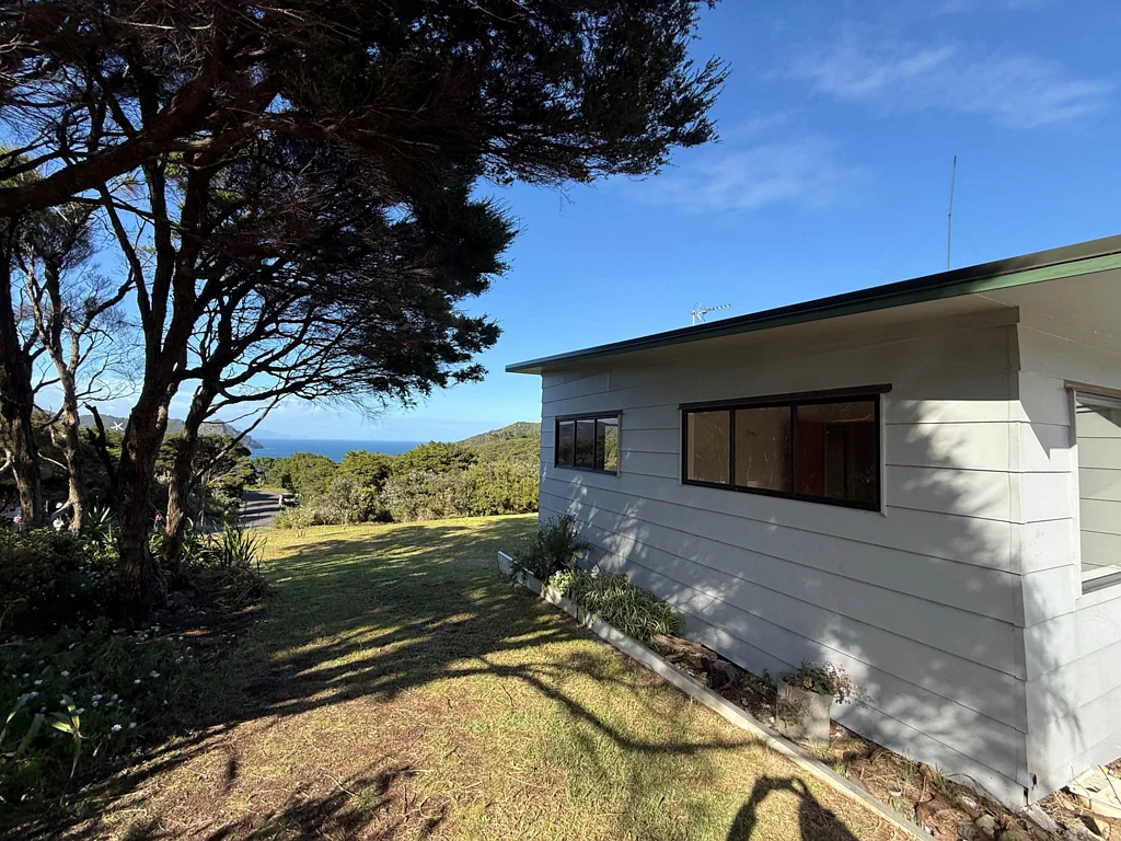 Great Barrier Island 3 Slaapkamer Location, Views & Unlimited Potential