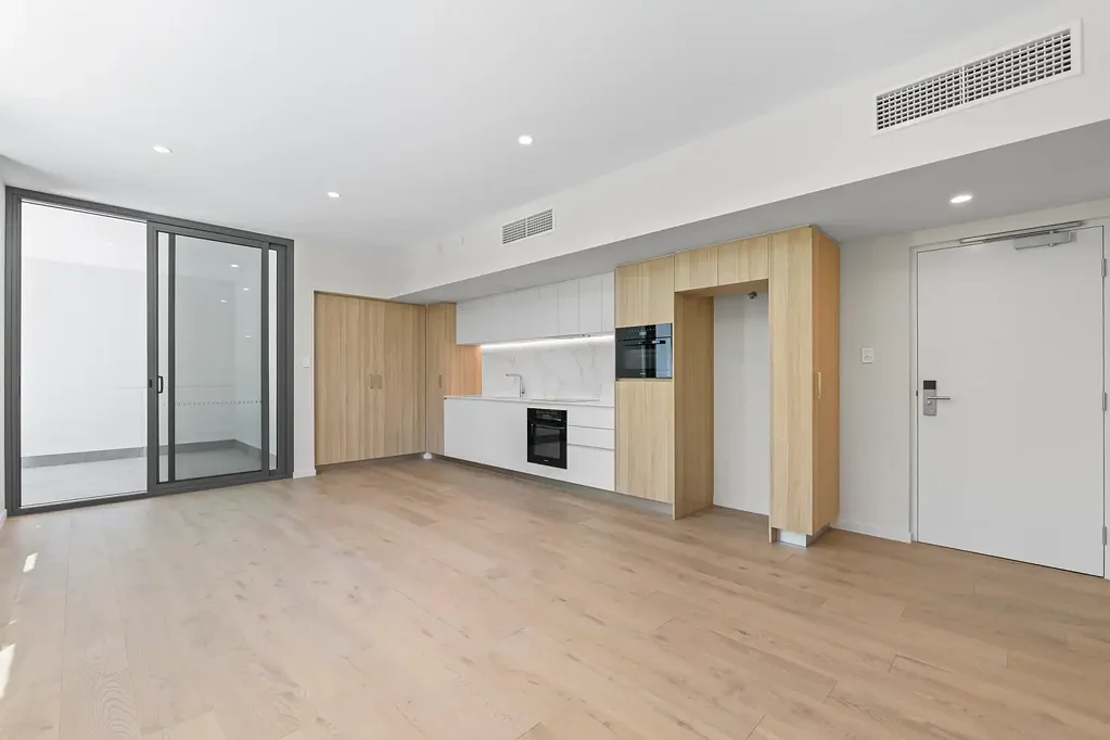 New Luxury Apartment