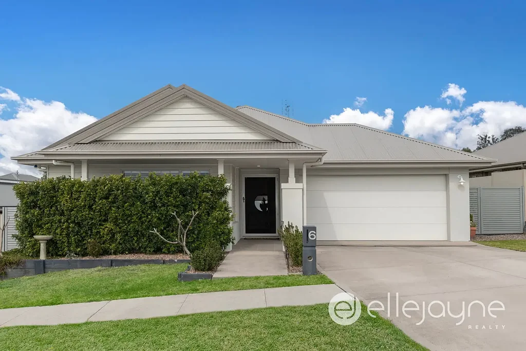 North Rothbury 4બેડરૂમ EXCEPTIONAL FAMILY HOME | MULTIPLE LIVING SPACES & MODERN UPGRADES - NORTH ROTHBURY