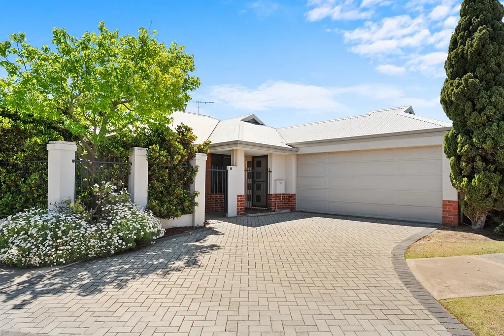 17/36 Epsilon Drive, Rockingham, WA 6168