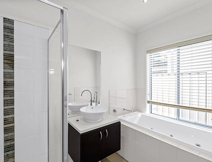 9 Elsternwick Street, Caroline Springs, Western Melbourne, 3 Kuwarto, 2 Banyo, House