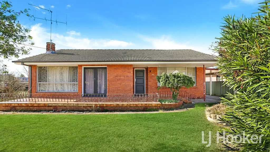 West Bathurst 3Zimmer Investors Take Note