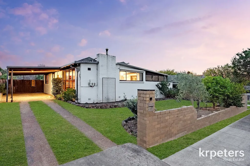 24 Bursaria Avenue, Ferntree Gully, VIC 3156