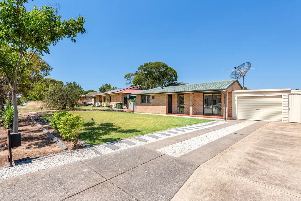 22 Emmerson Drive, Morphett Vale, SA 5162