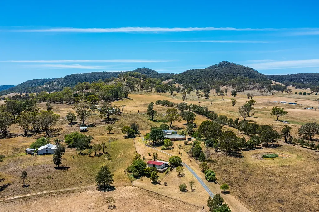 Rylstone Hillview – Productive Grazing Holding with Dual Accommodation