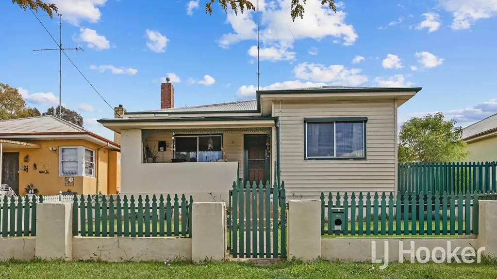 Bathurst 3房  Granny Flat Potential in Prime South Bathurst Location