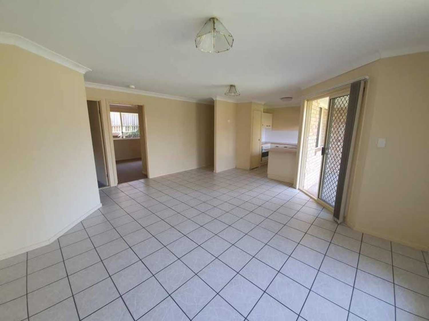 8 CORALFERN CT, MORAYFIELD QLD 4506, 0 Kuwarto, 0 Banyo, House