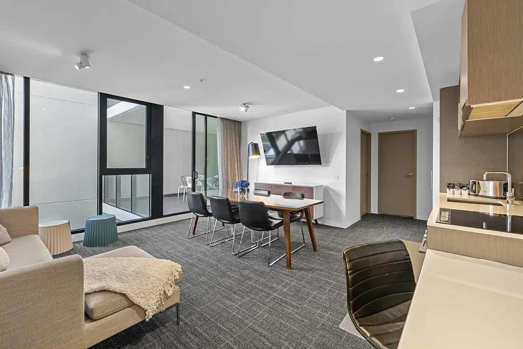 Hotel Style Apartment with On-Site Concierge