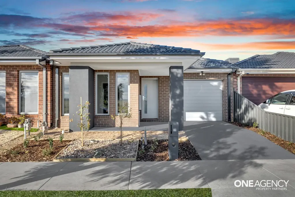 19 Oakham Drive, Harkness, VIC 3337