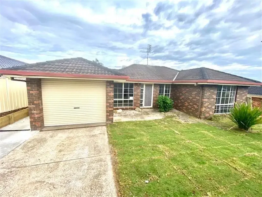 3 BEDROOM, 2 BATHROOM HOME IN A SOUGHT AFTER LOCATION