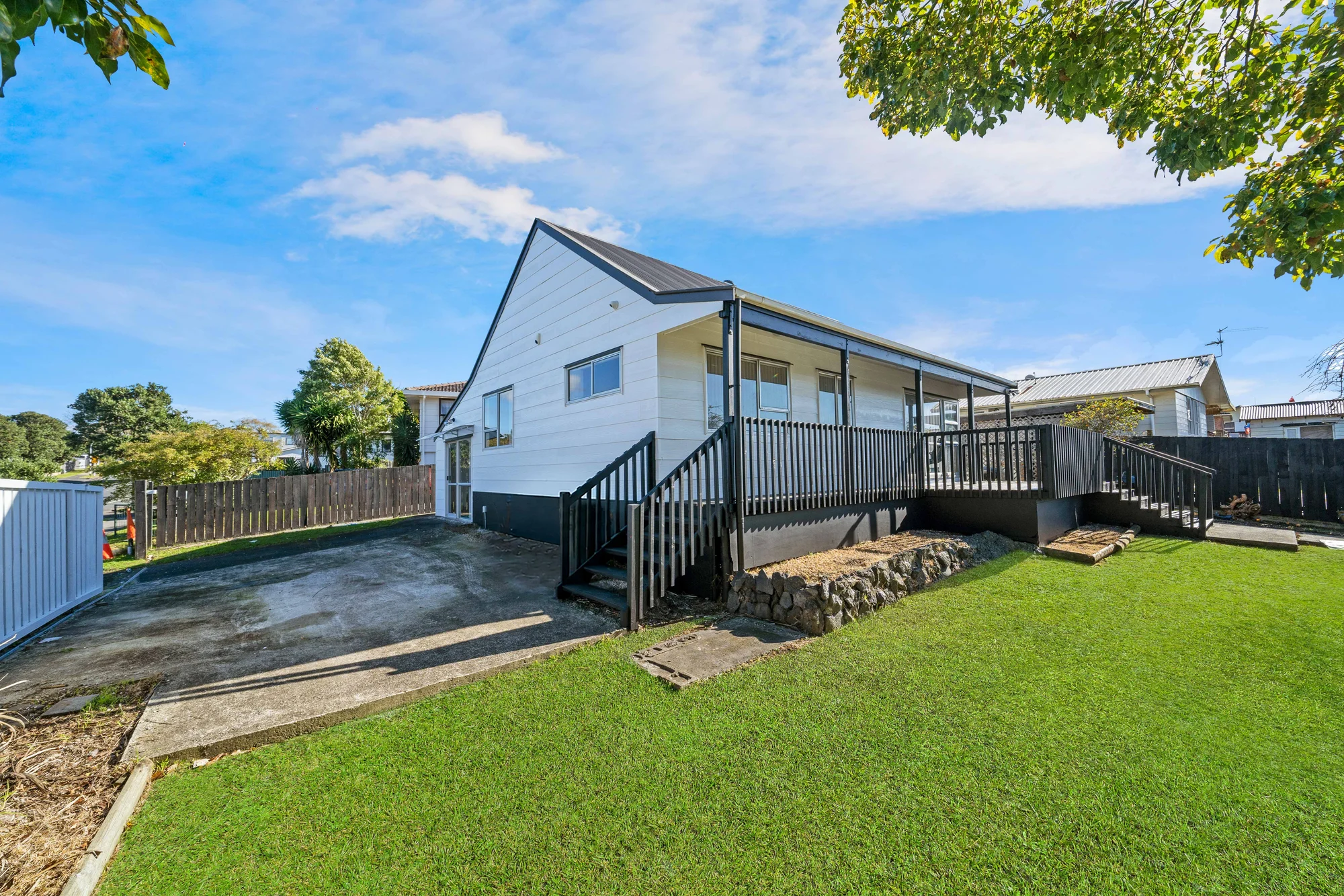 Clendon Park 2 Bedroom Change of Circumstances - Must be SOLD!