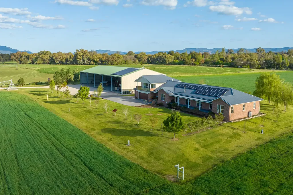 Mudgee PERFECT BLEND OF RURAL PRODUCTION AND TOWN CONVENIENCE