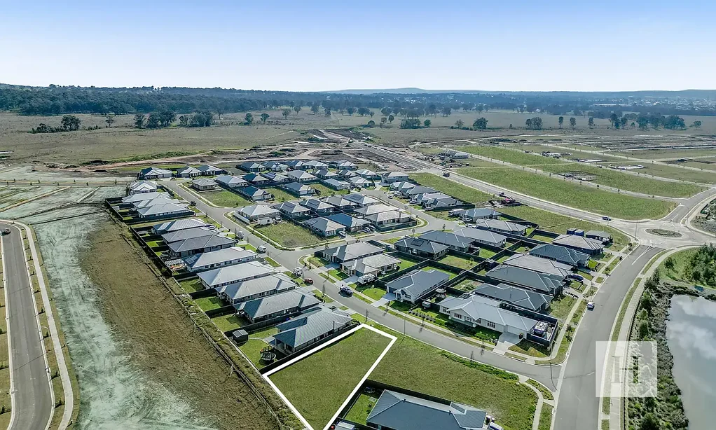 Bellbird Ready to be built on! Plans available