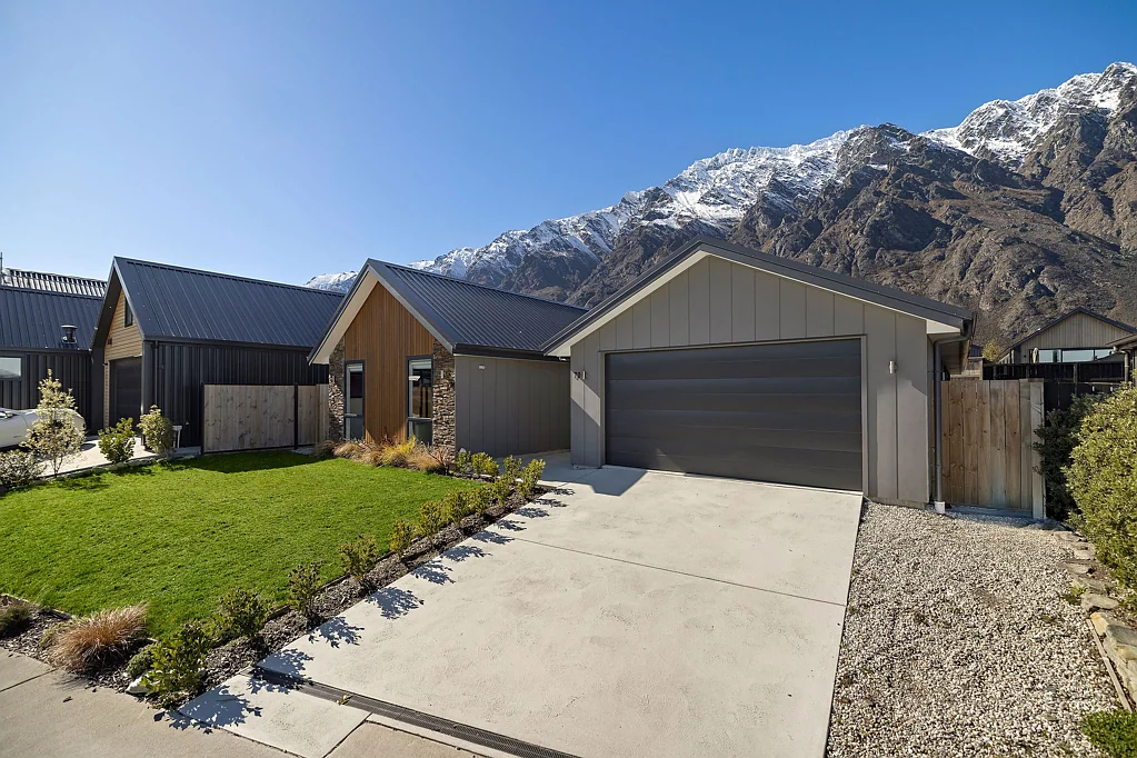 Jacks Point 4房  Serious seller, great family home