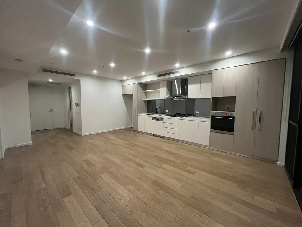 Luxury 2-Bedroom In Prime Location!