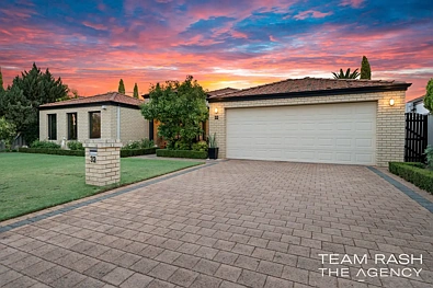 32 CARIGNAN AV, CAVERSHAM WA 6055, 3 Kuwarto, 2 Banyo, House