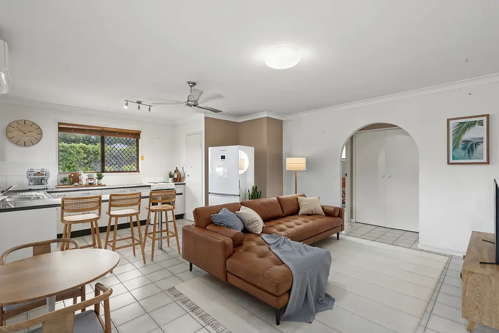 Mooloolaba 2房  MOOLOOLABA 2 BEDROOM APARTMENT