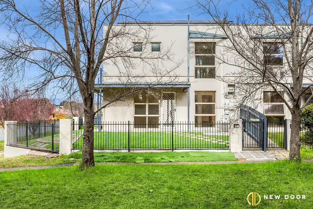 Gungahlin 3 Slaapkamer Turn-Key Comfort & Modern Style