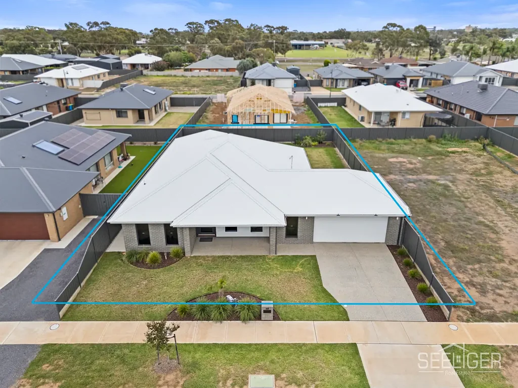 Yarrawonga 4બેડરૂમ Spacious and Sophisticated Living