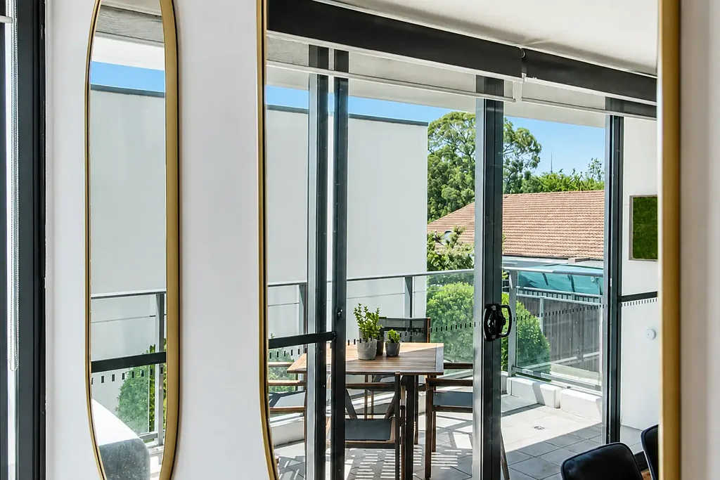 Lyneham 2房  Smart and Spacious w/ Private Position @ Axis, Lyneham