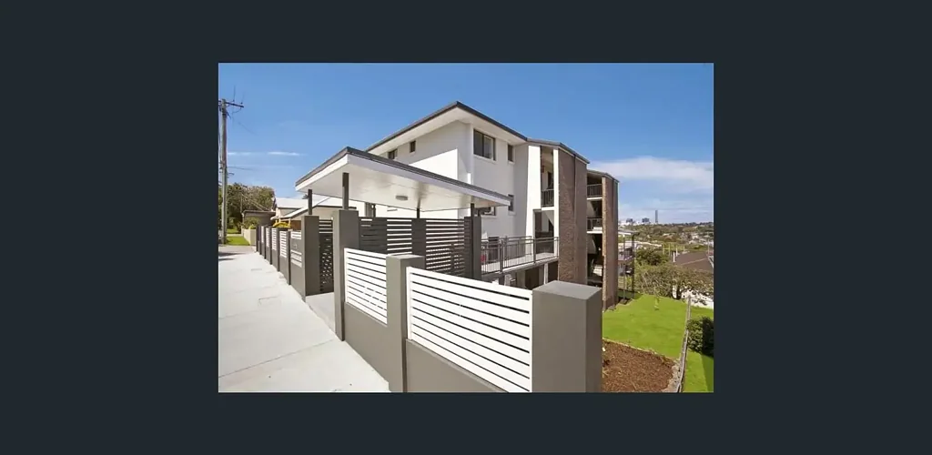 Spacious Two Level Unit with City Views