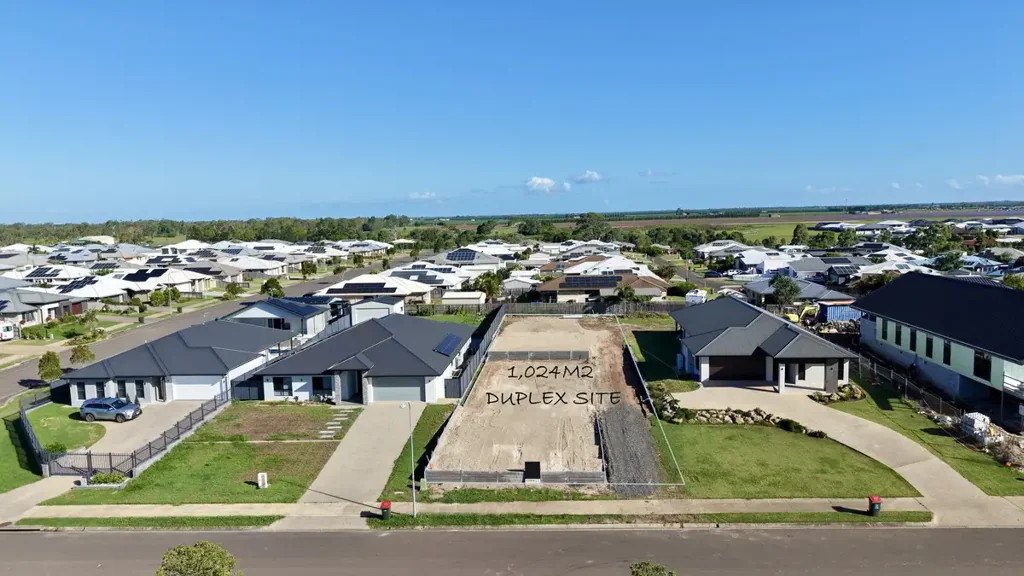 64 Sienna Boulevard, Ashfield, QLD 4670