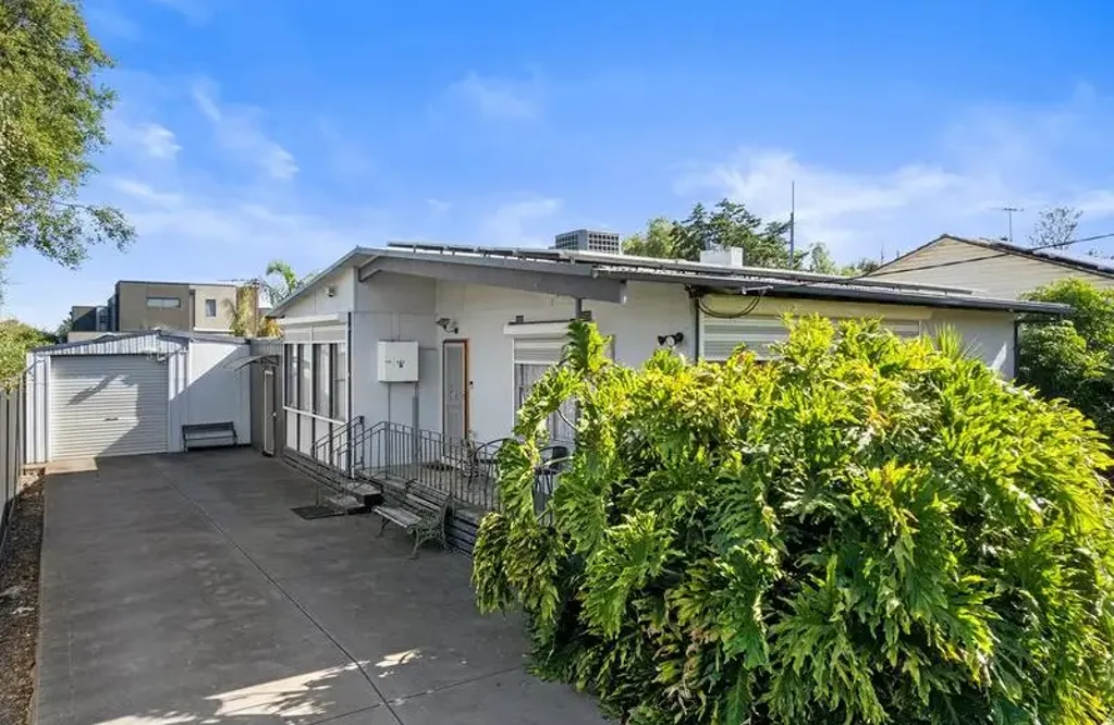 3 BEDROOM HOME IN GREAT LOCATION