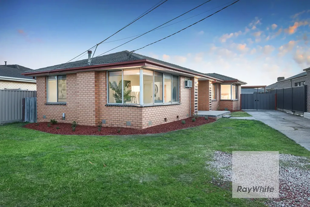 66 South Circular Road, Gladstone Park, VIC 3043