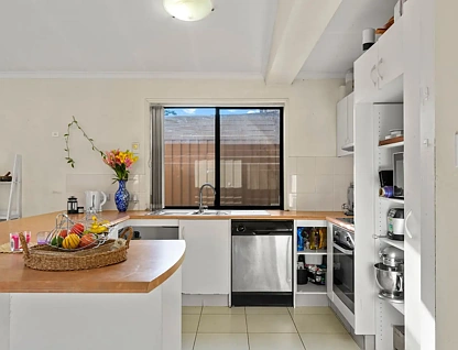18 Birkenhead Crescent, Forest Lake, Brisbane Western Region, 4 ਕਮਰੇ, 2 ਬਾਥਰੂਮ, House