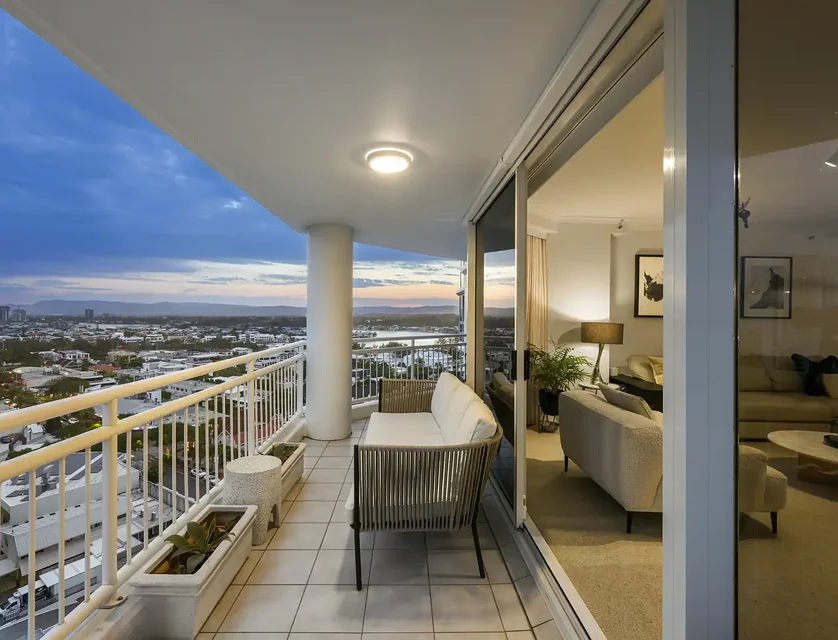 67/11-17 Hughes Avenue, Main Beach, QLD 4217, 2 રૂમ, 2 બાથરૂમ, Apartment