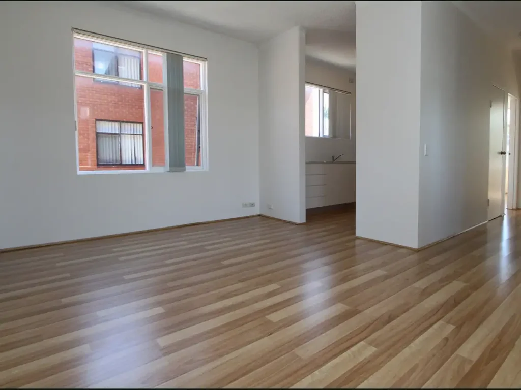 Updated 2 Bedroom apartment located in South Hurstville!