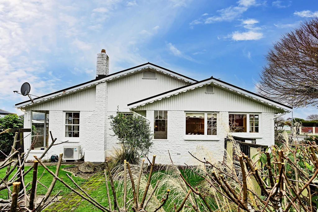 Richmond 3房  Packed with potential | Sought after location