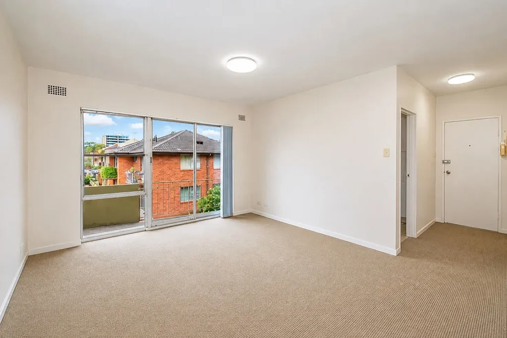 Prime Location in Kingsford